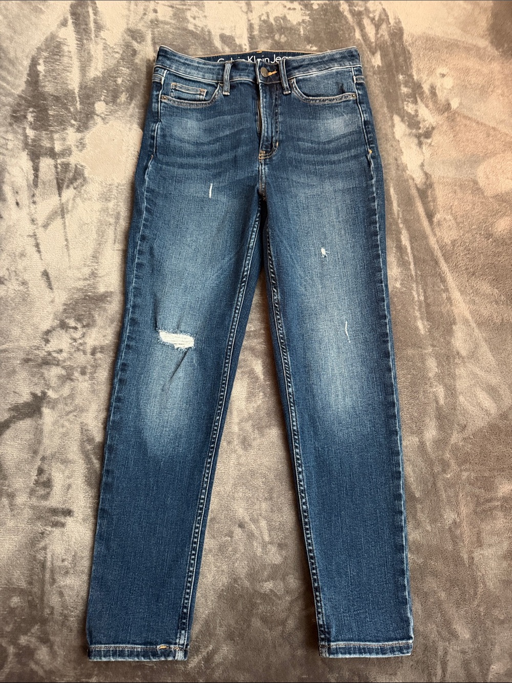 Calvin Klein Women's Medium Blue Distressed Skinny Jeans